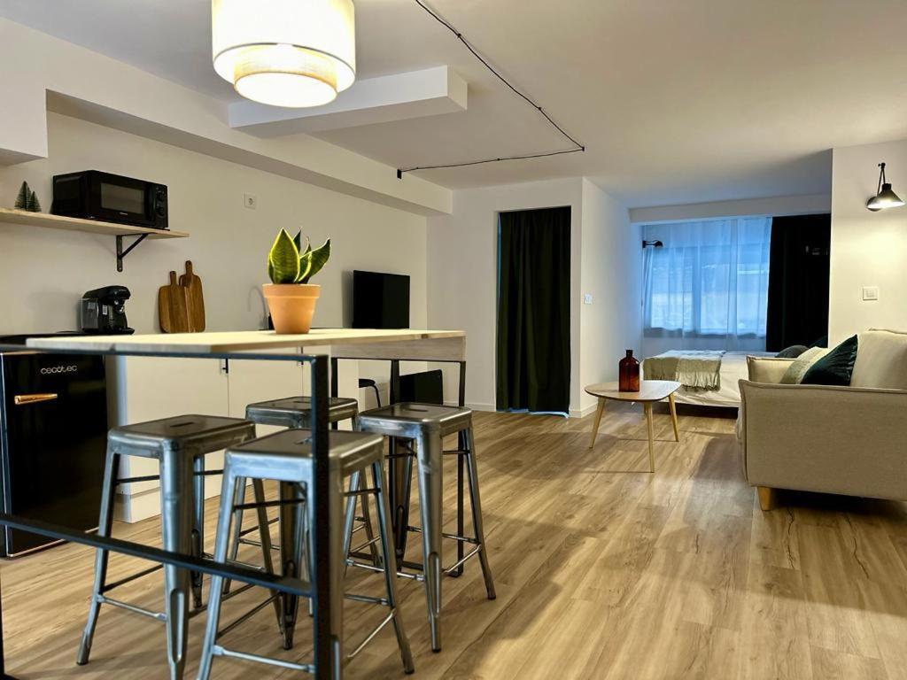 Apartamentos En Urzaiz, Виго Экстерьер фото